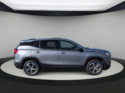 Used 2018 GMC Terrain SLT w/ Preferred Package image 9