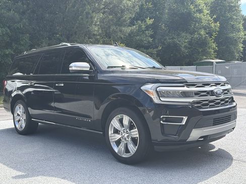 Used 2022 Ford Expedition Max Platinum AWD/4WD image 11