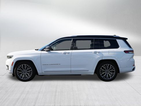 Used 2022 Jeep Grand Cherokee L Summit AWD/4WD image 3