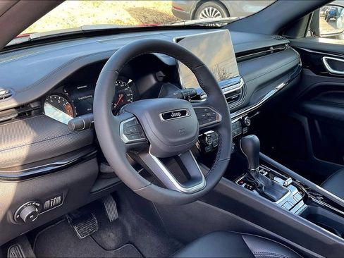 New 2026 Jeep Compass Latitude image 6