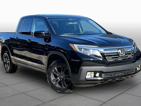 Used 2018 Honda Ridgeline Sport image 3