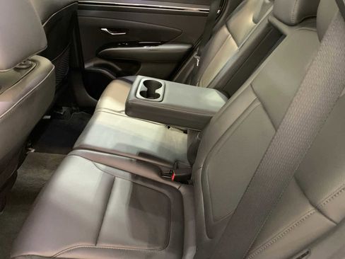 Used 2023 Hyundai Tucson Limited AWD/4WD image 10
