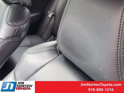 Used 2024 Toyota Corolla Cross LE FWD image 16