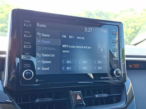 Used 2021 Toyota Corolla LE w/ Carpet Mat Package (TMS) FWD image 15