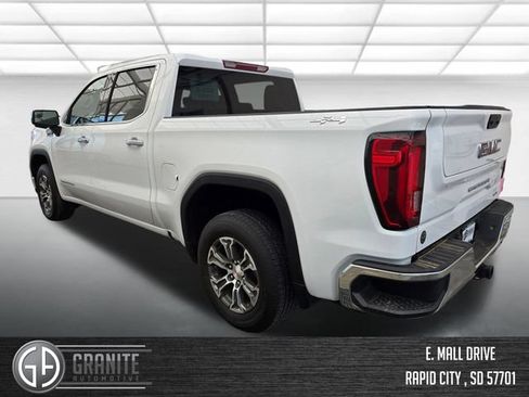 Used 2024 GMC Sierra 1500 SLT AWD/4WD image 4