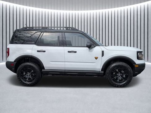 New 2026 Ford Bronco Sport Badlands w/ Sasquatch Badlands Package AWD/4WD image 2