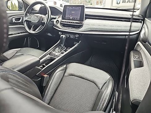 Certified 2022 Jeep Compass Latitude w/ Convenience Group image 23