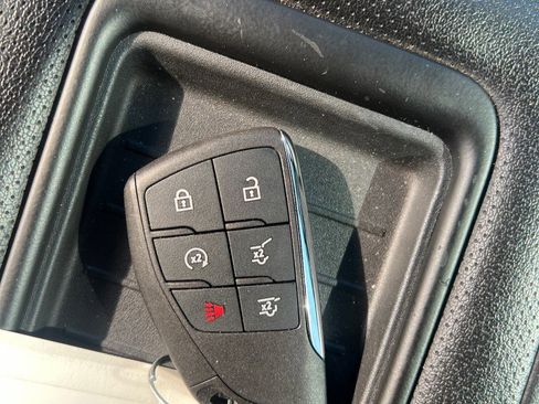 Used 2021 Chevrolet Suburban Premier w/ Premium Package AWD/4WD image 39