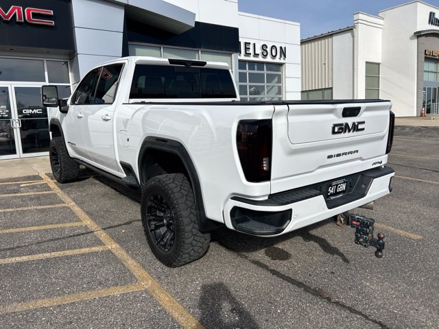 Used 2021 GMC Sierra 2500 AT4 w/ AT4 Premium Plus Package AWD/4WD image 9