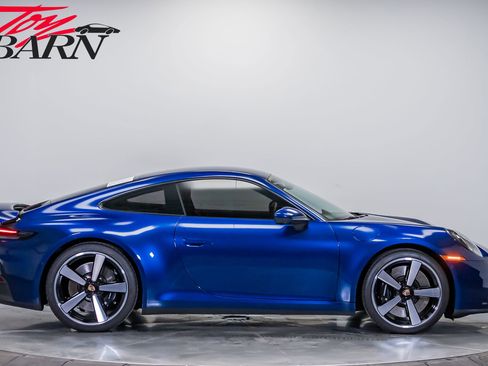Used 2025 Porsche 911 Carrera S RWD image 6