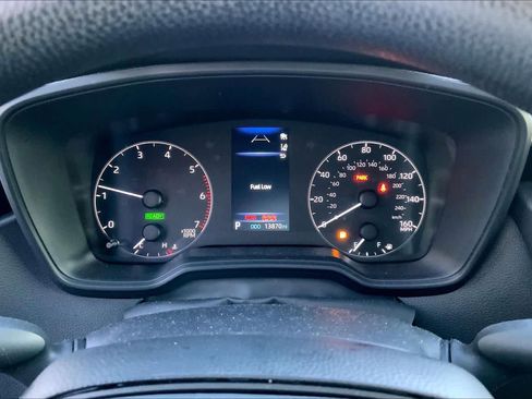 Used 2025 Toyota Corolla LE image 25