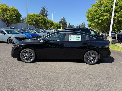 New 2026 Nissan Sentra SL w/ Floor Mat Package FWD image 3