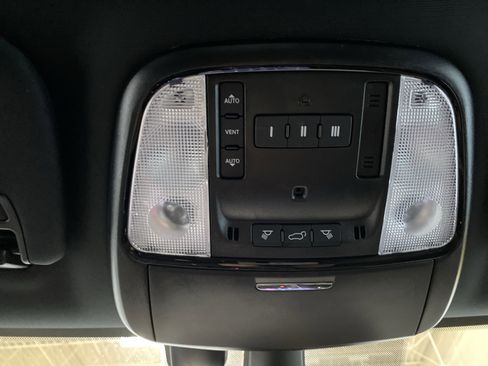 Certified 2024 Dodge Durango GT image 27