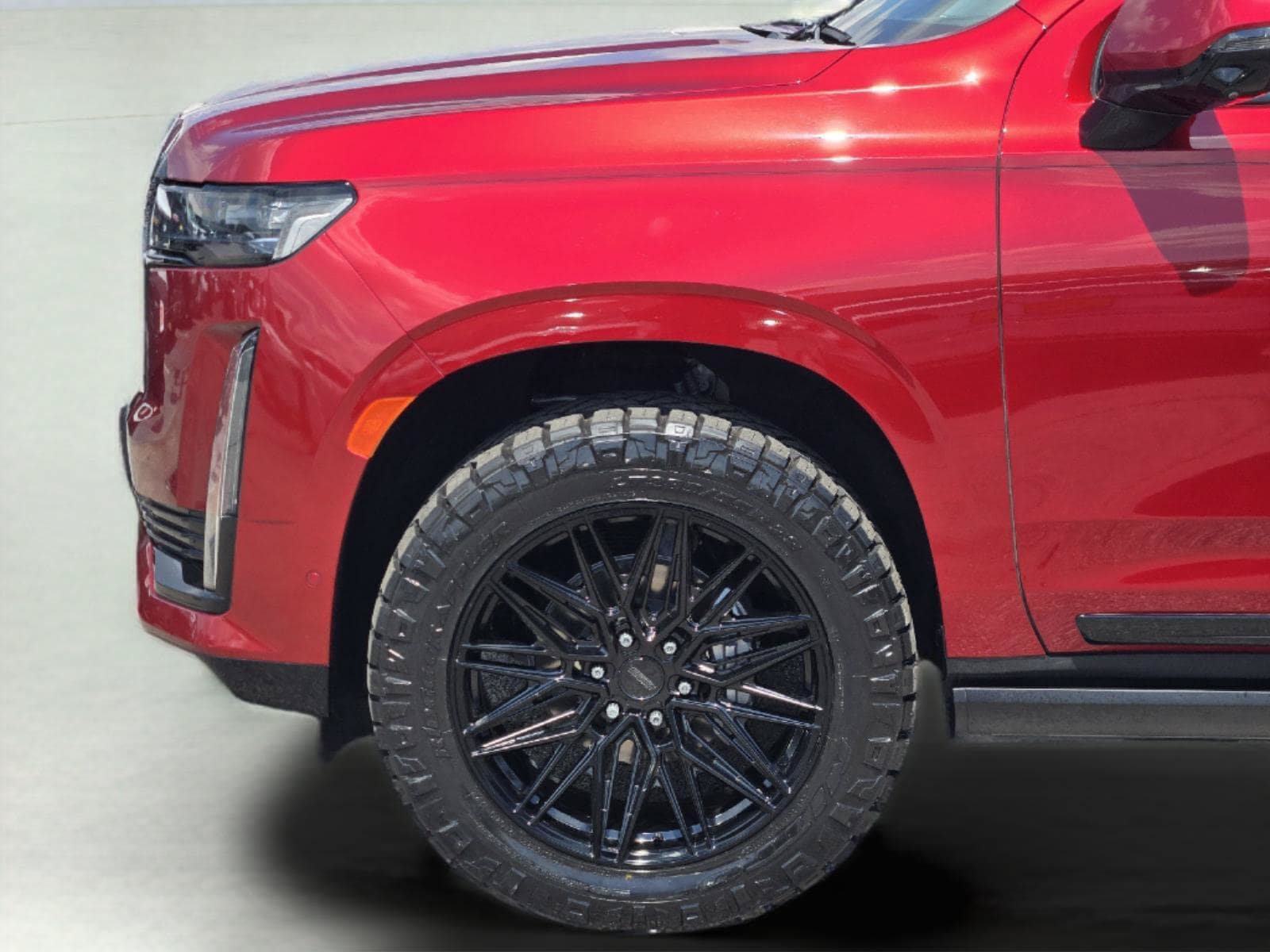 Used 2024 Cadillac Escalade Sport Platinum w/ LPO, Floor Liner Package AWD/4WD image 9