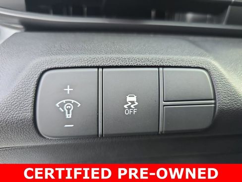 Certified 2025 Hyundai Elantra Sport image 26