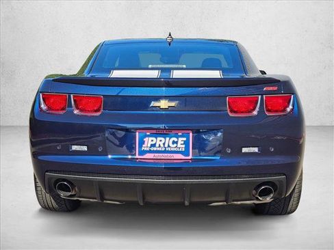 Used 2010 Chevrolet Camaro SS w/ RS Package RWD image 6