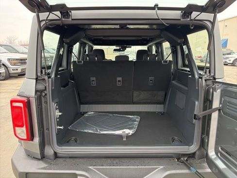 New 2026 Ford Bronco Base image 6