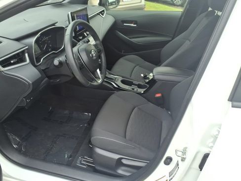Used 2024 Toyota Corolla SE w/ SE Package FWD image 15