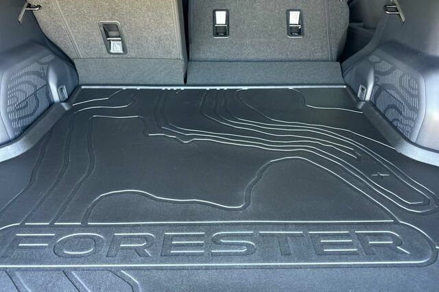 New 2026 Subaru Forester Premium AWD/4WD image 17