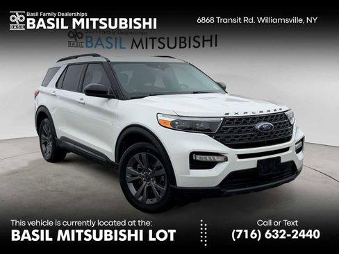 Used 2022 Ford Explorer XLT w/ Equipment Group 202A image 1