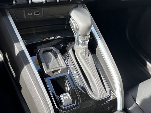 New 2026 Chevrolet Colorado LT image 9