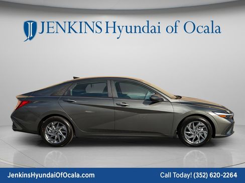 New 2026 Hyundai Elantra Sport FWD image 2