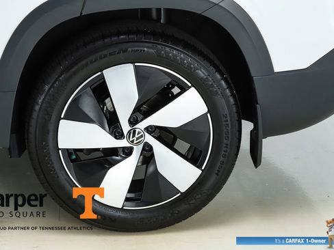 Used 2024 Volkswagen Taos S image 43