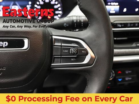 Used 2024 Jeep Compass Latitude AWD/4WD image 15