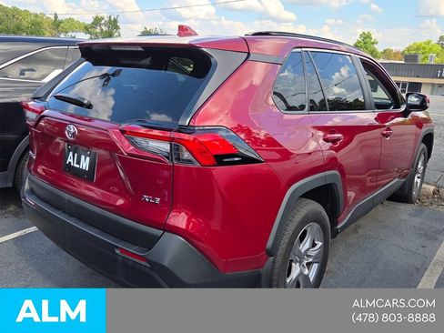 Used 2025 Toyota RAV4 XLE w/ Convenience Package FWD image 4