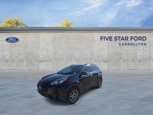 Used 2022 Kia Sportage Nightfall Edition w/ Nighfall AWD Premium Package image 4