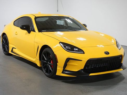 New 2026 Toyota GR86 YUZU Limited image 3