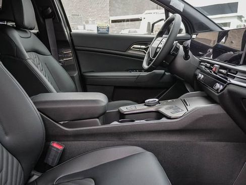 New 2026 Kia Sportage X-Line AWD/4WD image 18