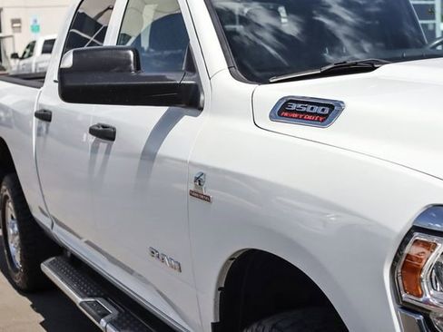 Used 2022 RAM 3500 Tradesman w/ Chrome Appearance Group AWD/4WD image 12