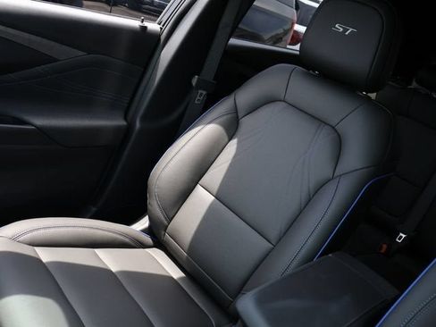 New 2026 Buick Envista Sport Touring w/ Convenience I Package FWD image 21