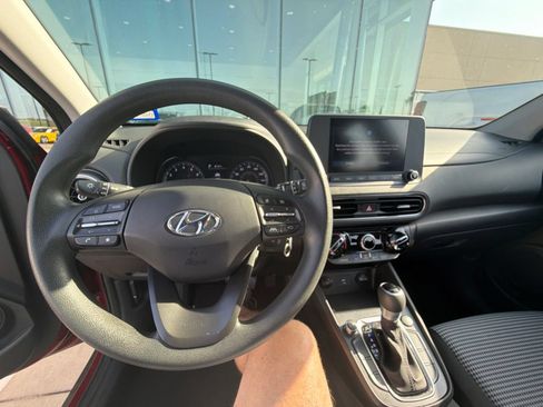 Used 2023 Hyundai Kona SE w/ Cargo Package AWD/4WD image 9