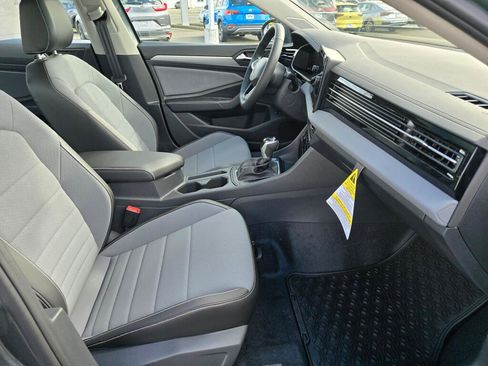 New 2026 Volkswagen Jetta SE FWD image 44