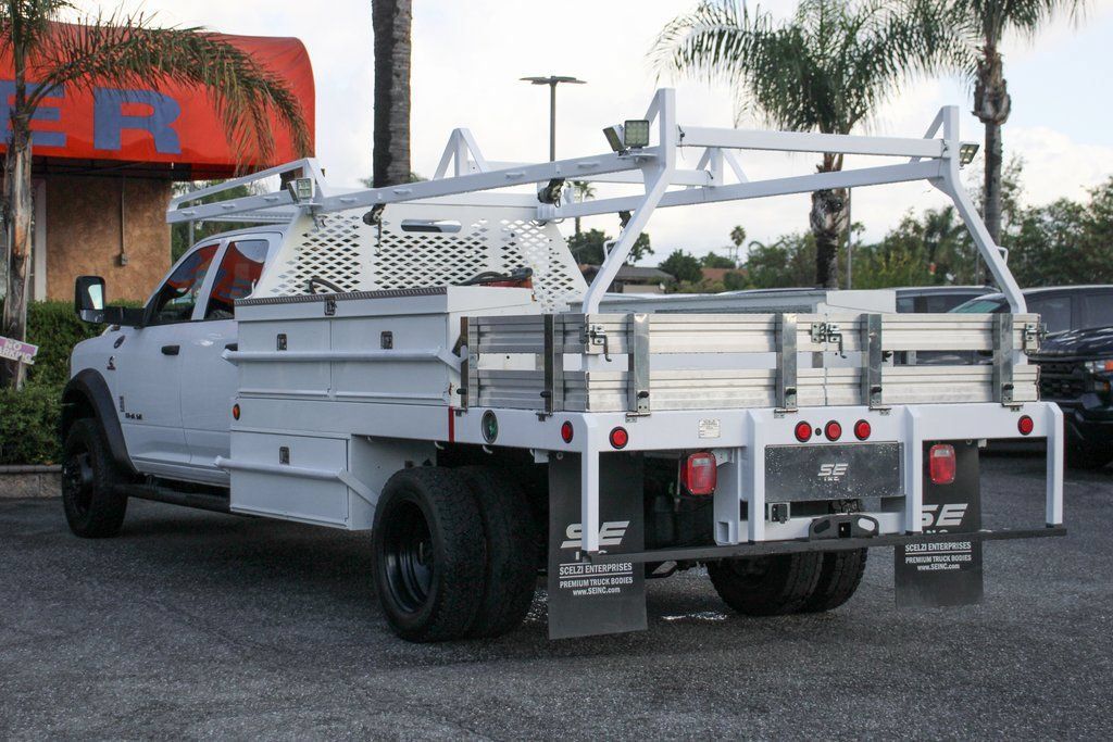 Used 2022 RAM 5500 Tradesman w/ Chrome Appearance Group AWD/4WD image 7