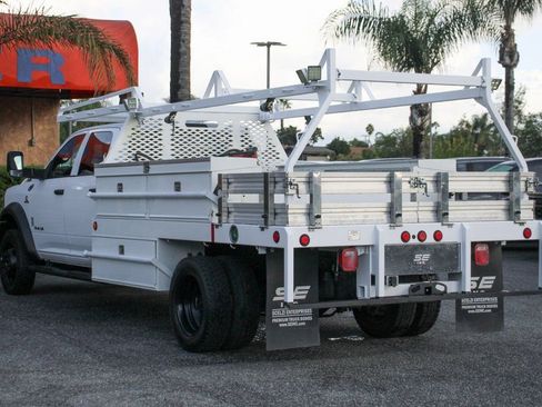 Used 2022 RAM 5500 Tradesman w/ Chrome Appearance Group AWD/4WD image 7
