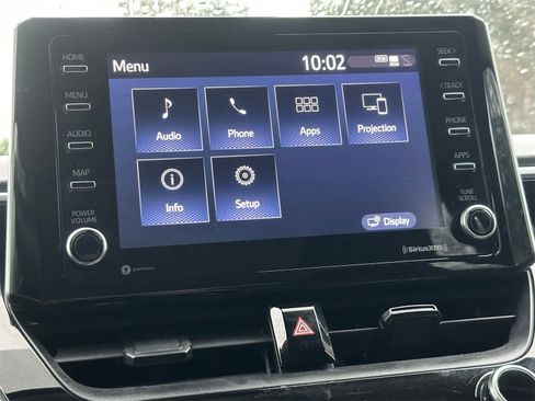 Used 2021 Toyota Corolla LE image 17