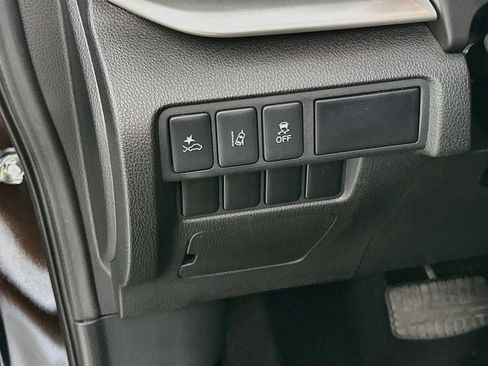 Used 2024 Mitsubishi Eclipse Cross LE AWD/4WD image 16