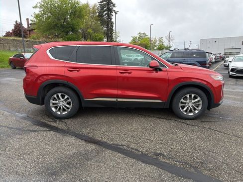 Used 2019 Hyundai Santa Fe SE w/ Cargo Package AWD/4WD image 8
