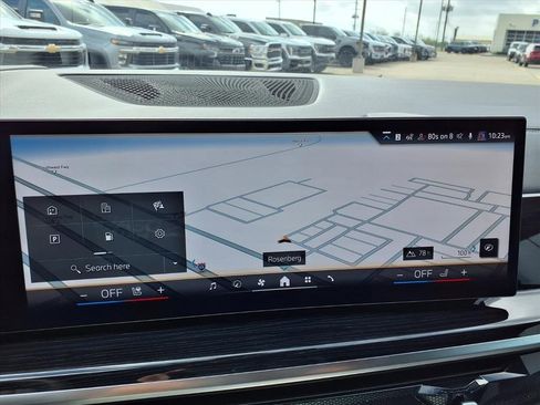 Used 2026 BMW X5 sDrive40i w/ M Sport Package image 10