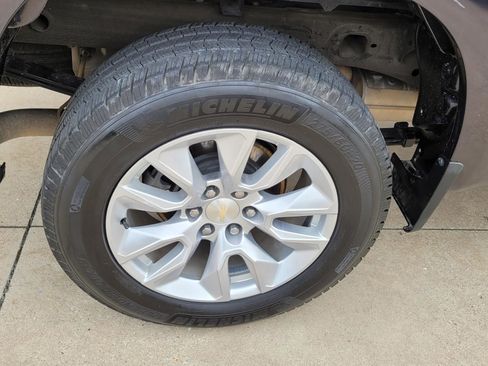 Used 2022 Chevrolet Silverado 1500 Custom image 6