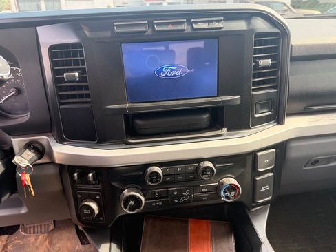Used 2024 Ford F250 XLT w/ FX4 Off-Road Package AWD/4WD image 15
