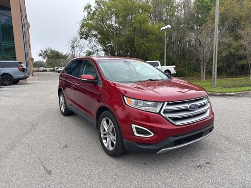 Used 2018 Ford Edge Titanium w/ Ford Safe & Smart Package image 8
