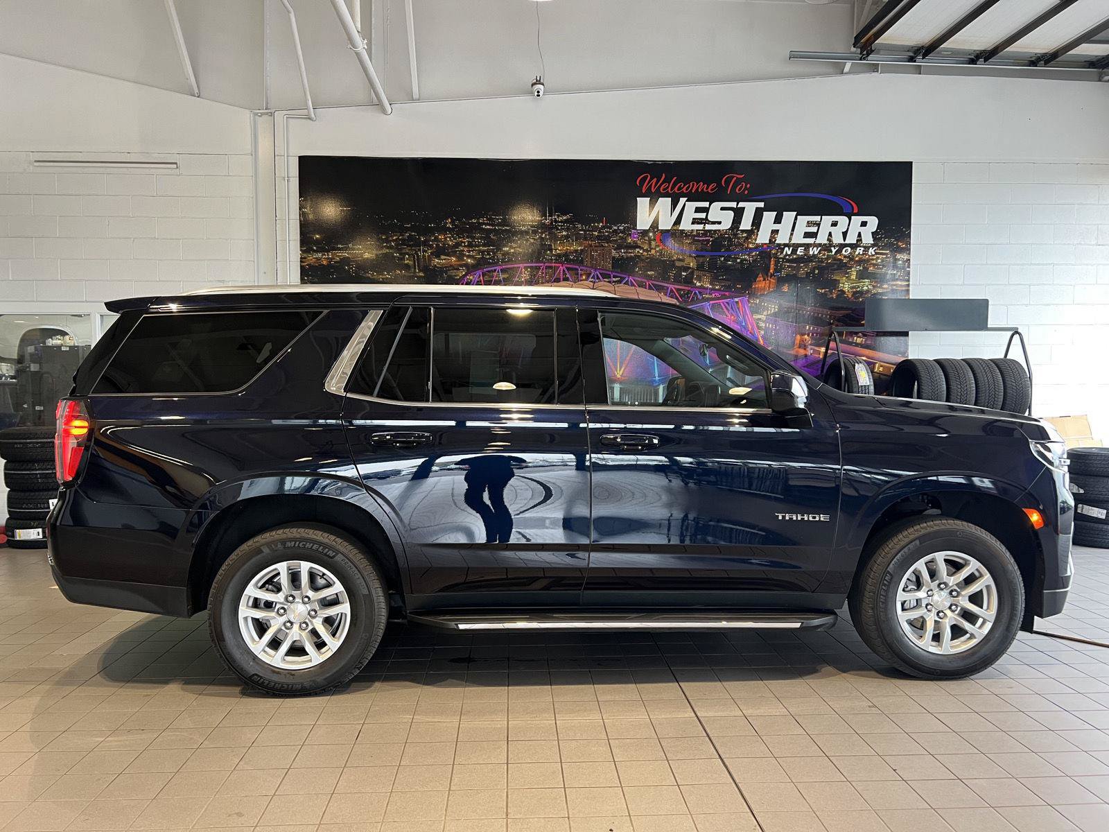 Used 2023 Chevrolet Tahoe LS AWD/4WD image 10