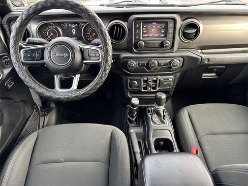 Used 2020 Jeep Gladiator Sport w/ Quick Order Package 24S image 9