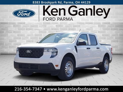 New 2025 Ford Maverick XL image 1