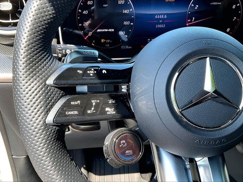 Certified 2025 Mercedes-Benz GLC 43 AMG 4MATIC image 24