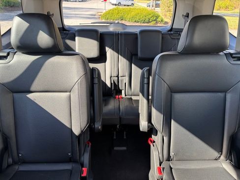 Used 2021 Volkswagen Atlas SEL image 24